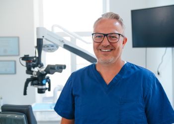 Zahnarzt Nicolas Witt - Zahnarzt Aachen