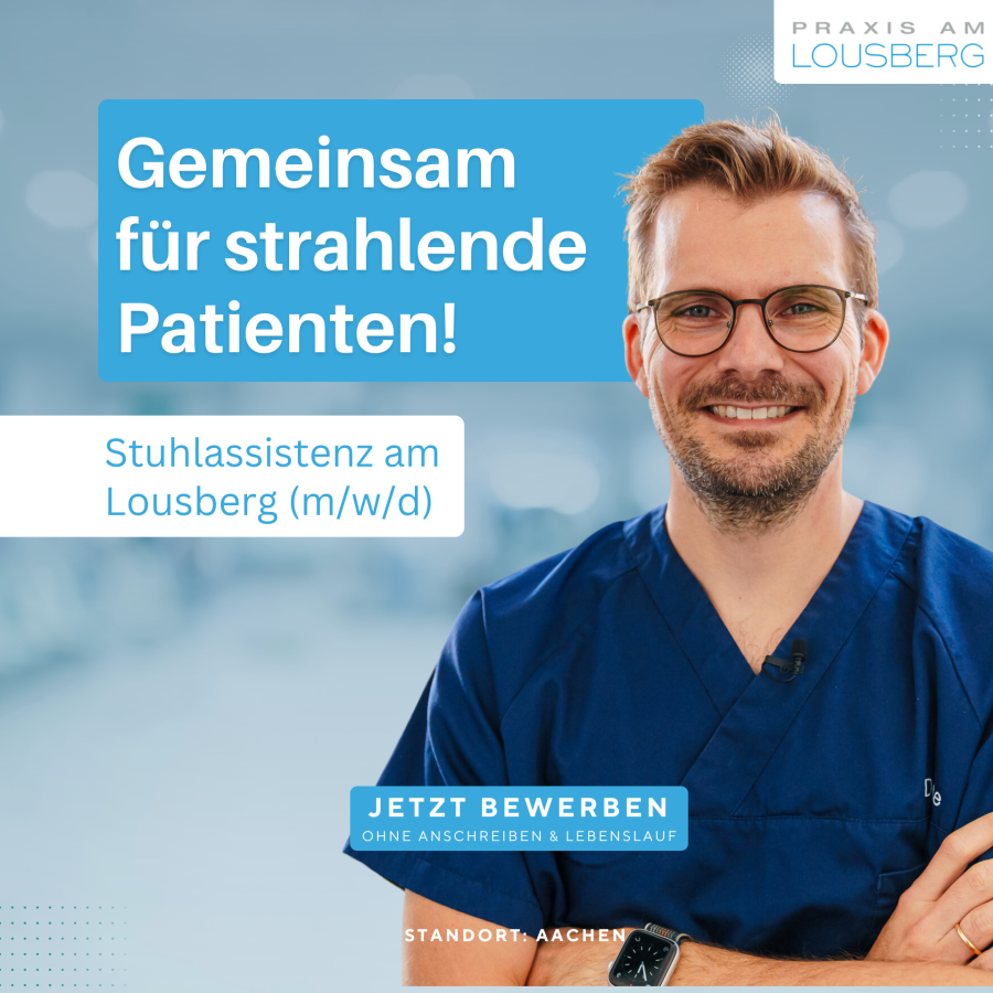 Telefonierende Mitarbeiterinnen an der Anmeldung - Zahnärzte am Klagesmarkt 10 in Hannover